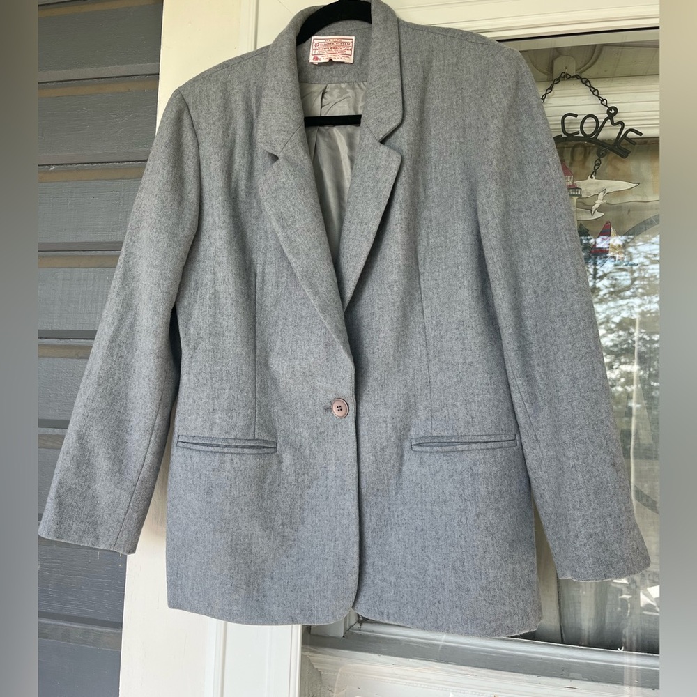 PENDLETON Vintage Wool Women's Two Button Blazer GRAY size 8P Luxury Classic USA